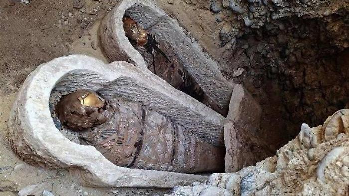 La scoperta che riscrive la storia: l'Iliade nei papiri delle mummie dell'antico Egitto 