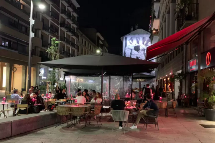 Escort e sballo con il gas esilarante: i dopo partita dei calciatori di Serie A. &laquo;Il pilota di F1 viene stasera, vuole una tipa&raquo;