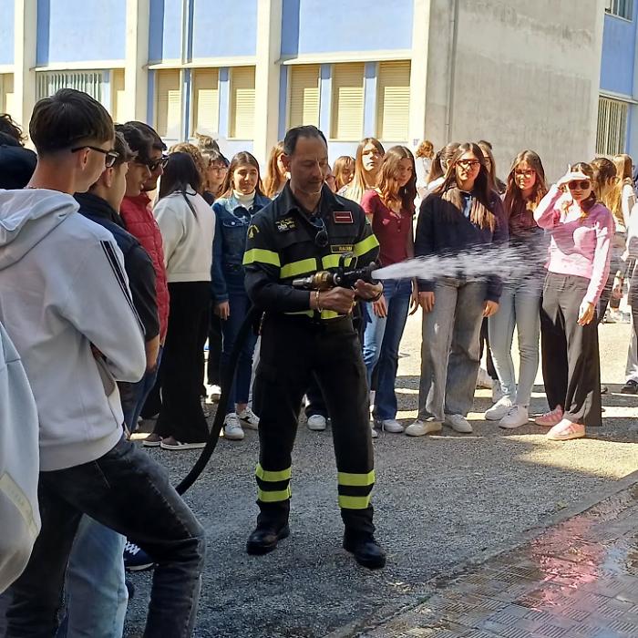 Ragusa, gli studenti del Ferraris a scuola di soccorso