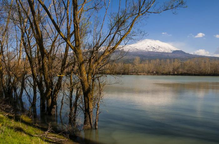 Il lago fantasma dell'Etna a meno di due ore da Catania