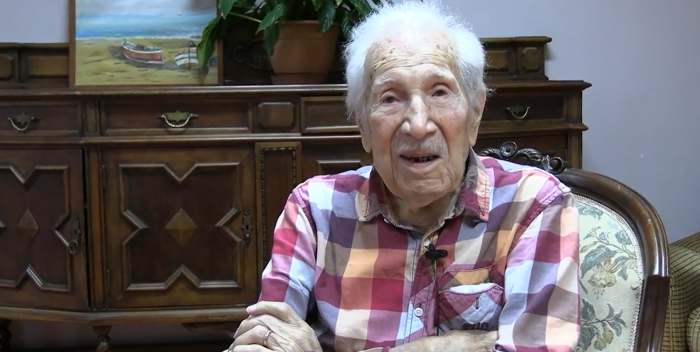 Renato Quaglia a 108 anni &egrave; il carabiniere pi&ugrave; anziano d'Italia: dalla guerra e dal lager all'amore eterno per la divisa