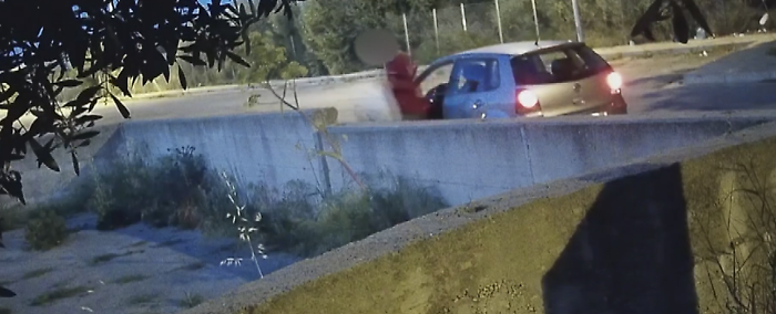 Scicli e gli zozzoni della domenica, le telecamere non perdonano