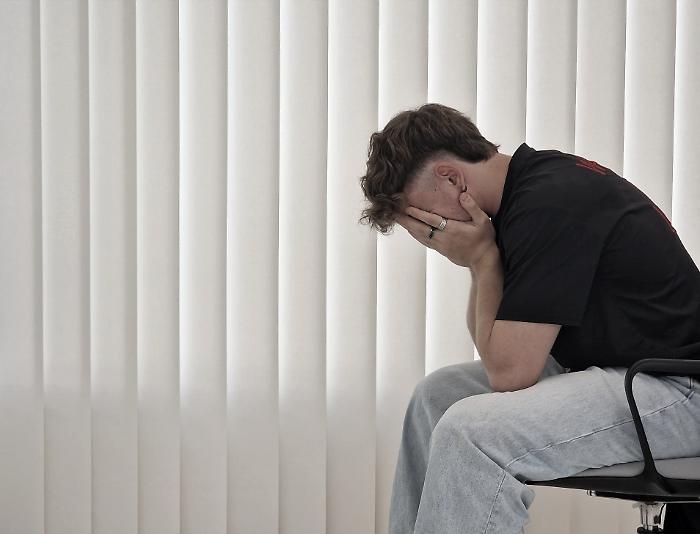 Giovani senza futuro, allarme sull'Italia anche dall'Ocse: criticit&agrave; per salari fermi, fisco e fonti fossili