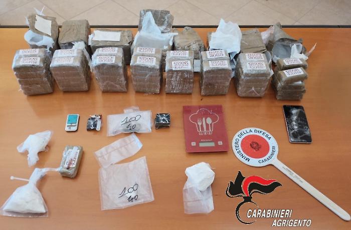 Sciacca, scacco matto allo spaccio: 8 chili di droga in casa, arrestato un 28enne