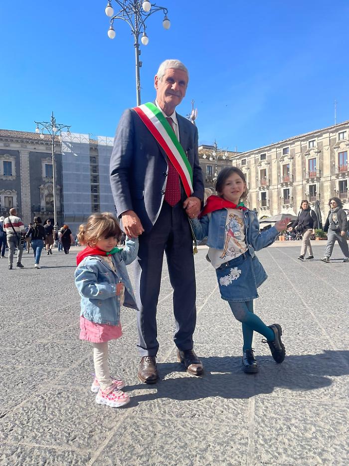 &laquo;Io figlio di partigiano, cos&igrave; trasmetto il valore della Resistenza alle mie nipotine&raquo;, il racconto del sindaco Burtone