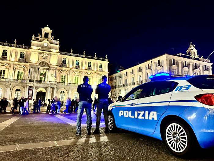 Maxi blitz interforze a Catania: 303 identificati, sequestri e denunce contro spaccio e abusivi