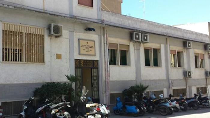 Scuola, si chiude un&rsquo;epoca a Sciacca: l'istituto "Arena" lascia per sempre i locali di via Giotto