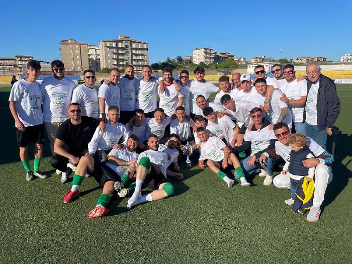 Calcio, il Real Favara vince il campionato: promozione storica in Seconda Categoria