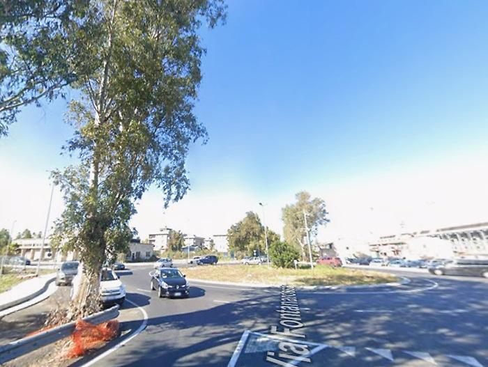 Lavori notturni alla rotatoria di via Fontanarossa: cambia la viabilit&agrave; verso l'aeroporto