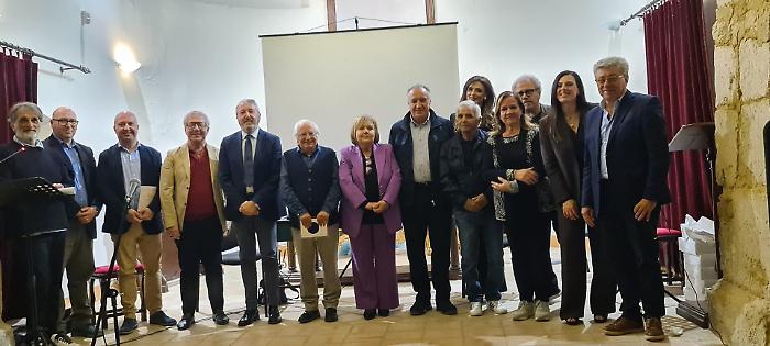 L&rsquo;anima di Montaperto rivive nel dialetto: presentato il terzo volume di "Amici vi lu vogliu raccuntari"