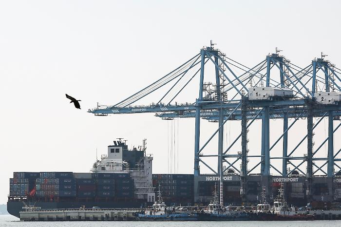 La trattativa sullo Stretto di Hormuz: perch&eacute; l&rsquo;Iran offre un&rsquo;apertura e Washington non si fida