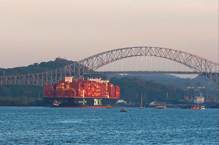 Effetto Hormuz sul Canale di Panama: traffico in tilt, tariffe record e la corsa del Giappone al greggio Usa