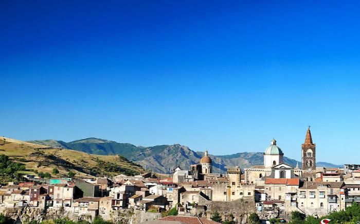 Tassa soggiorno, la Commissione fa marcia indietro: delibera annullata