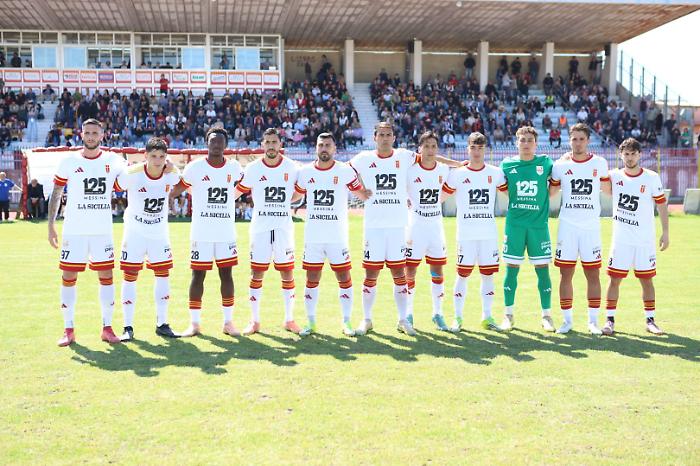 La Reggina presenta esposto contro il Messina: "Gravi violazioni"