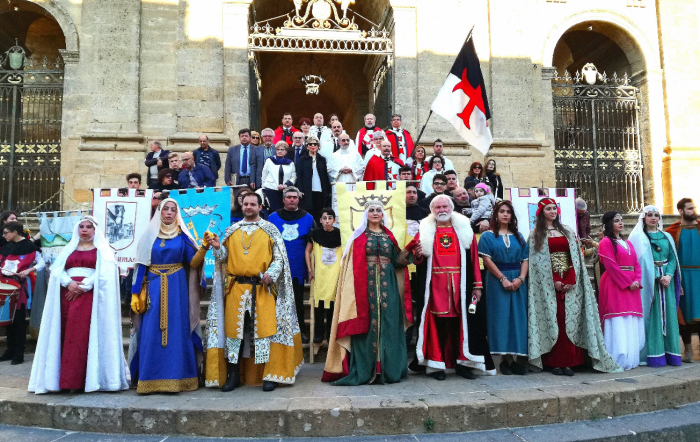 Federico II torna a Enna: sette giorni tra storia, falconeria e la lettera imperiale del 1233