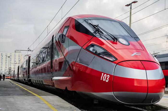 Svolta digitale per Interrail e Trenitalia: arriva il Pass per viaggiare in tutta Europa