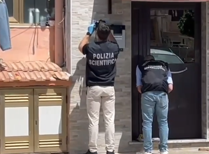 Sparatoria a Palermo, c'&egrave; anche una donna ferita per errore