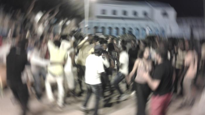 Siracusa, violenta rissa tra la gente in piazza Santa Lucia: tre feriti