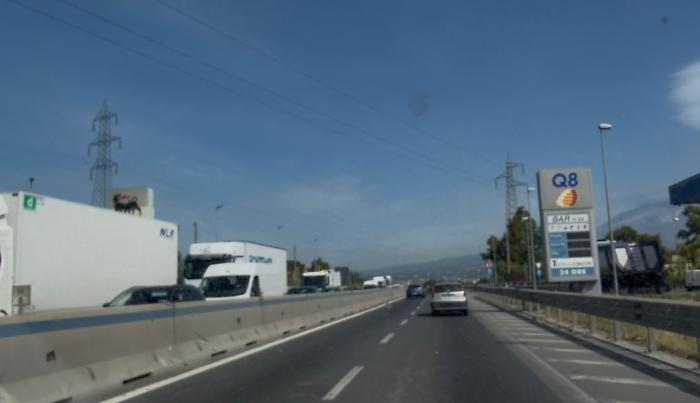 Incidente sulla strada provinciale 121 a Piano Tavola: mattinata di caos e code chilometriche fino a Etna Plus