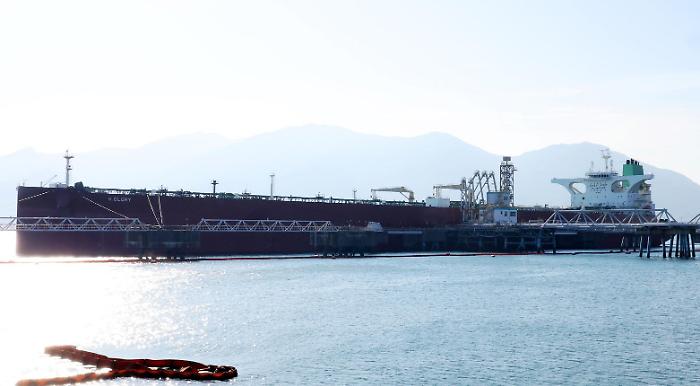 Il grande stallo nello Stretto di Hormuz: i muscoli americani non bastano pi&ugrave; per muovere il mondo