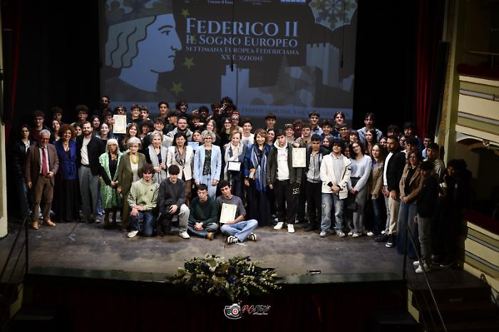 Enna celebra l'Europa: al Teatro Neglia la premiazione dei Premi &ldquo;Edoardo Fontanazza&rdquo; e &ldquo;Rocco Lombardo&rdquo;