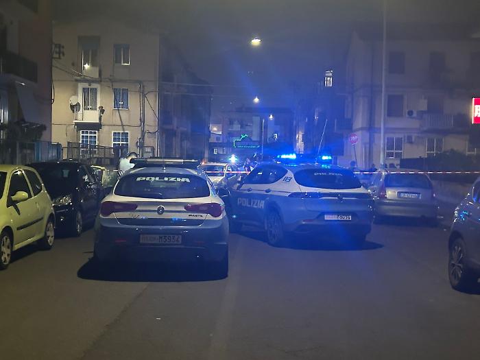 Ancora spari a Catania: lite fuori da un locale, ferito un uomo di origine tunisina