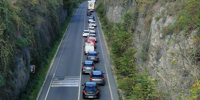 Incidente in prossimit&agrave; del ponte Guerrieri a Modica, code chilometriche sulla circonvallazione