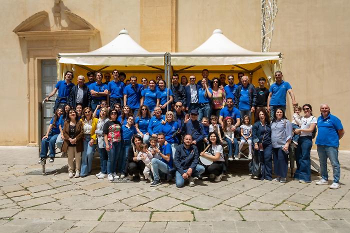 Addolorata a Comiso, la raccolta dei doni &egrave; uno dei momenti pi&ugrave; belli