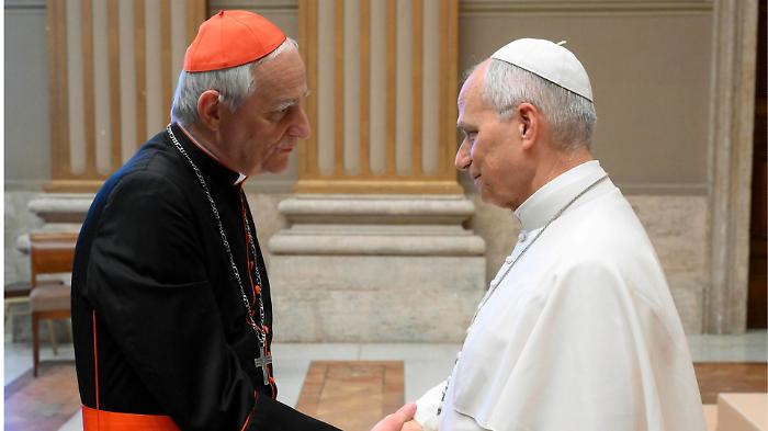 Zuppi difende Leone e replica a Trump: &laquo;Il Papa continuer&agrave; a parlare di pace. Invocare Ges&ugrave; per giustificare la guerra rischia la blasfemia&raquo;