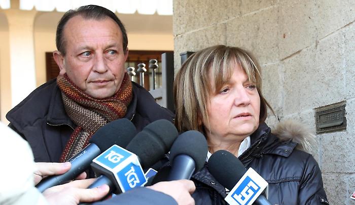 Garlasco, i Poggi pronti a restituire i soldi a Stasi: "Nessun disagio se verr&agrave; prosciolto"