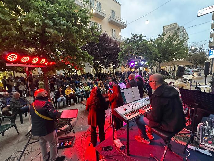 Il "salotto" di Ragusa si trasforma in una sala da concerto