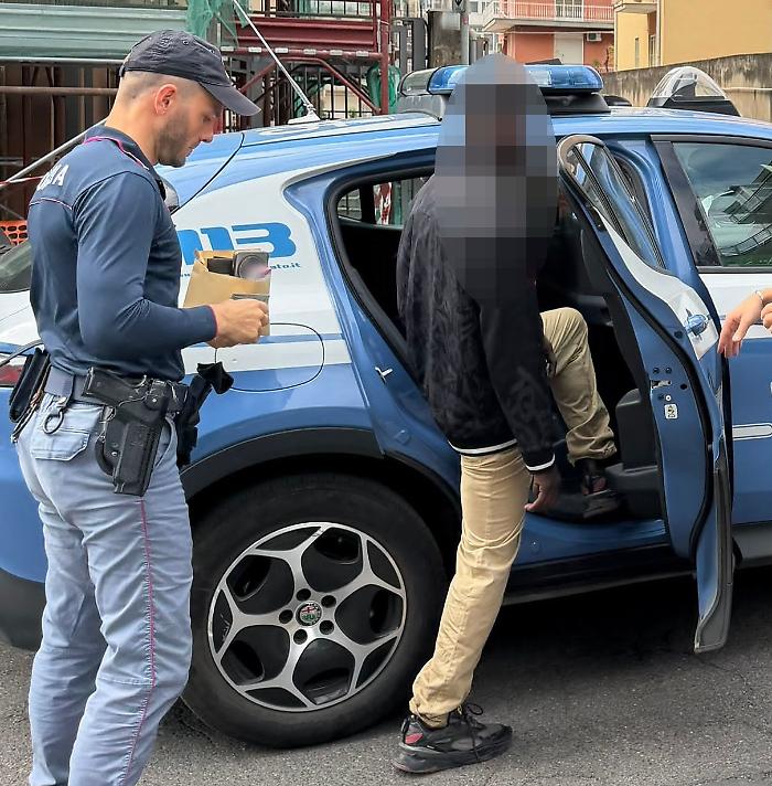Borgo, quattro lavavetri molesti fermati dalla Polizia di Stato: uno privo di permesso accompagnato al centro di permanenza per il rimpatrio