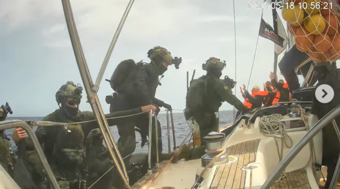Flotilla, c'&egrave; un catanese tra i 12 italiani prelevati da Israele. &laquo;Siamo circondati&raquo;, le sue ultime parole ai famigliari
