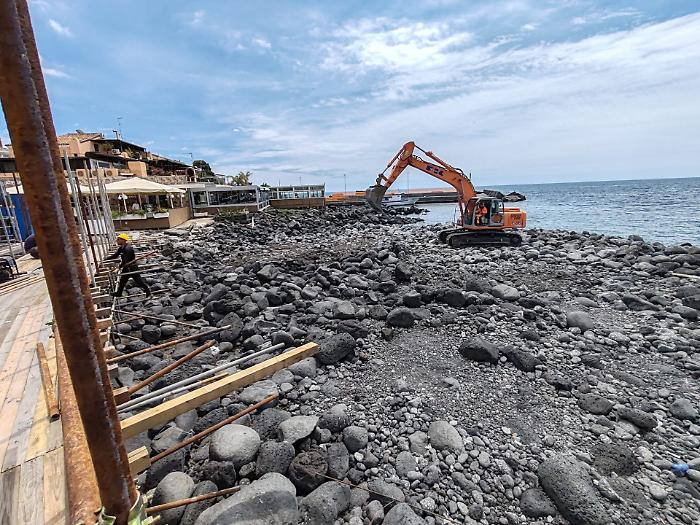 spiaggia di San Giovanni Li Cuti