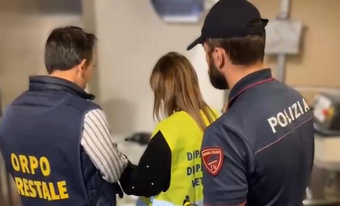 Catania, controlli nei locali del centro storico: cibo scaduto e scarse condizioni igienico-sanitarie