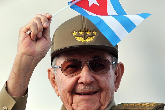 Trump punta L'Avana: mandato di cattura per omicidio per l'ultimo dei Castro 