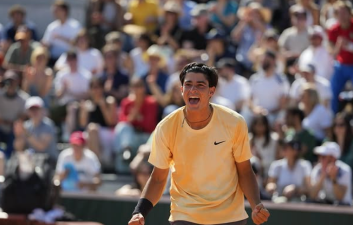 Roland Garros, la prima volta di Federico Cin&agrave;: batte Opelka e vola al secondo turno