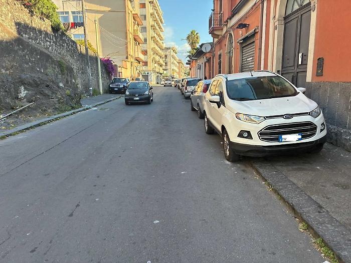 Catania, via XXXI Maggio, angolo viale Mario Rapisardi