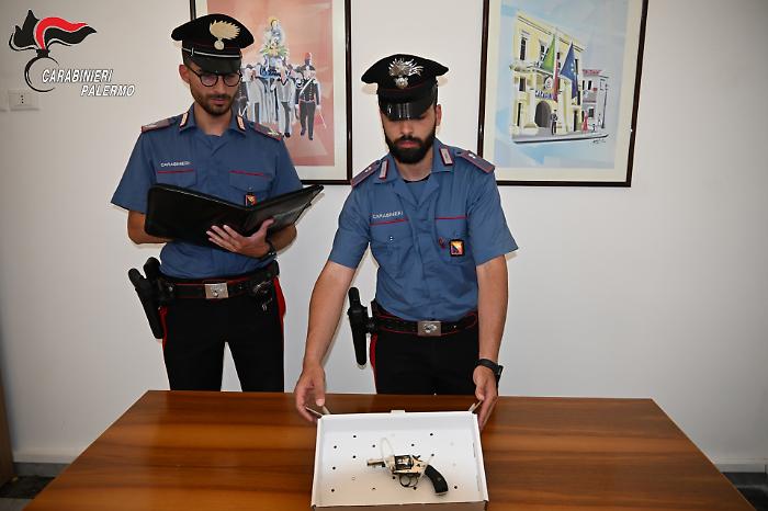 Far West in centro a Palermo, spari e ragazza ferita alla testa: arrestato un pregiudicato 23enne