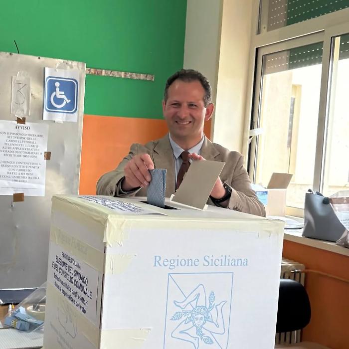 Mussomeli, Nigrelli in testa: sfuma il tentativo di &laquo;sotterrare&raquo; l&rsquo;ex sindaco Catania; Noto colpita da un lutto
