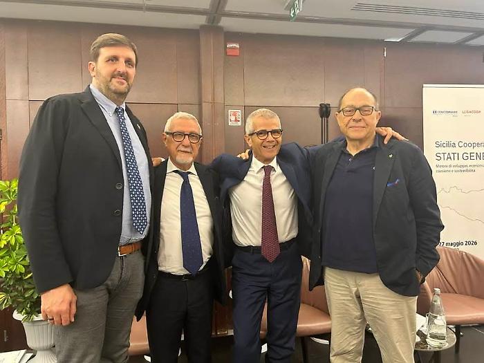Confcooperative,&nbsp;Legacoop,&nbsp;Unci e&nbsp;Unicoop un&rsquo;unica voce fatta composta da&nbsp;11.800 aziende&nbsp;e 100 mila soci