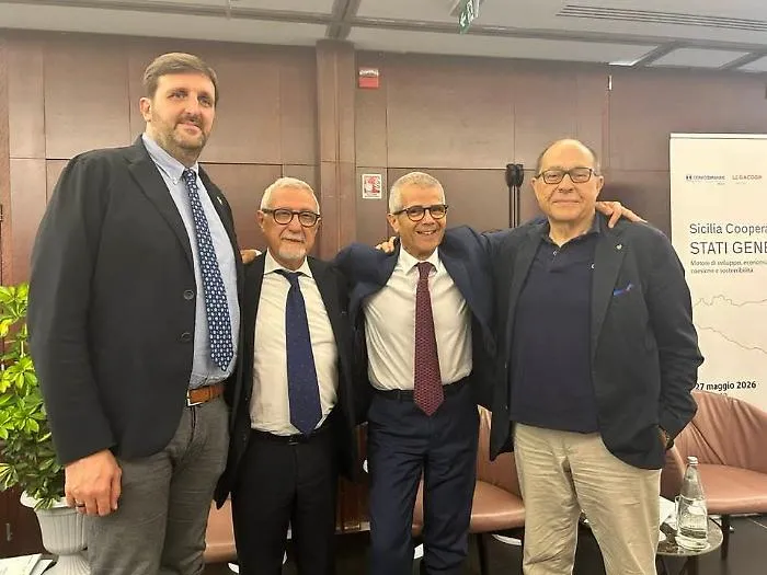 Confcooperative,&nbsp;Legacoop,&nbsp;Unci e&nbsp;Unicoop un&rsquo;unica voce fatta composta da&nbsp;11.800 aziende&nbsp;e 100 mila soci