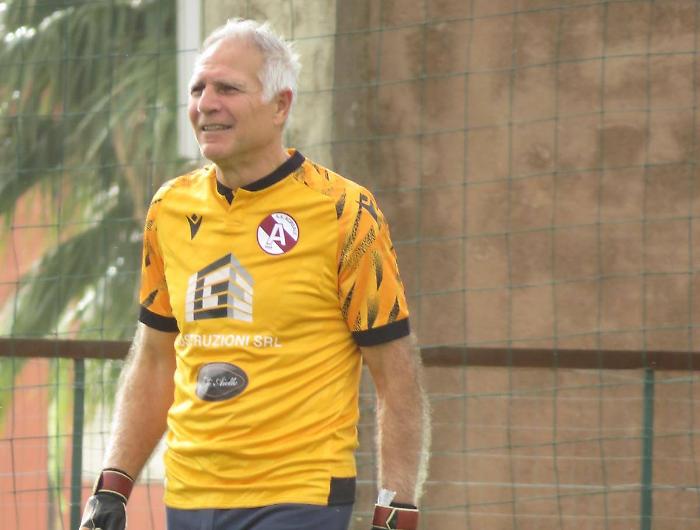Corrado Vaccaro, il ritorno del veterano: &laquo;Per amore di Rosolini sono ripartito dalla Terza Categoria. E siamo stati gi&agrave; promossi&raquo;
