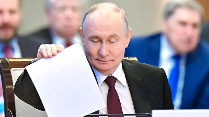 Putin: &laquo;Pronti a un&rsquo;indagine se Mosca ricever&agrave; i resti&raquo;