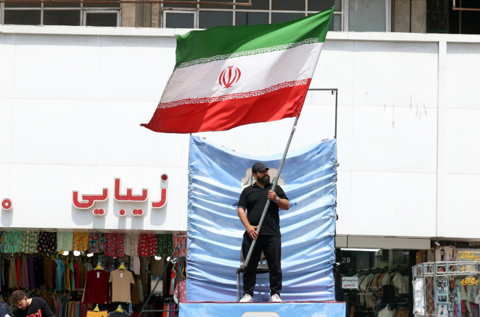 No al trasferimento dell'uranio arricchito e controllo consolidato su Hormuz: si complicano i negoziati dell'Iran con gli Stati Uniti