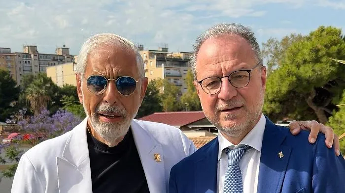 Intimidazioni a Sicily By Car, il vicepresidente della Camera Mul&egrave; a Palermo incontra Dragotto: &laquo;Le istituzioni sono con lui&raquo;