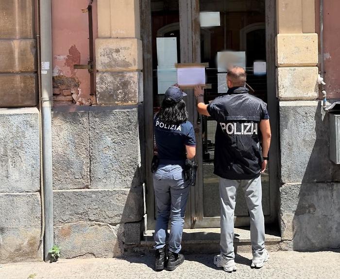 Alcol ai minorenni: locale in Piazza Bellini chiuso per 15 giorni 
