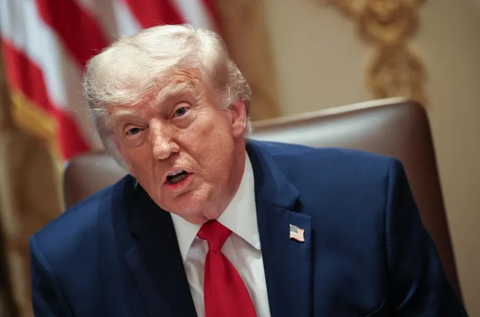 Trump riscrive l&rsquo;intesa con Teheran: pi&ugrave; vincoli sul nucleare, pi&ugrave; pressione su Hormuz, meno spazio per l&rsquo;ambiguit&agrave;