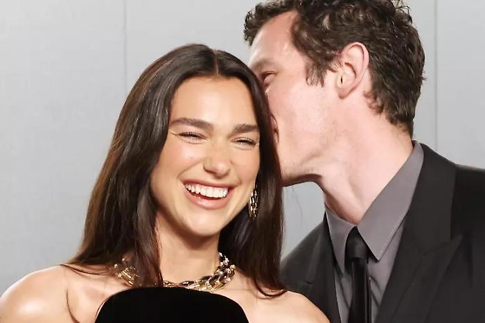 Quando un libro fa da cupido: Dua Lipa e Callum Turner, dall'incontro a Londra alle nozze in Sicilia