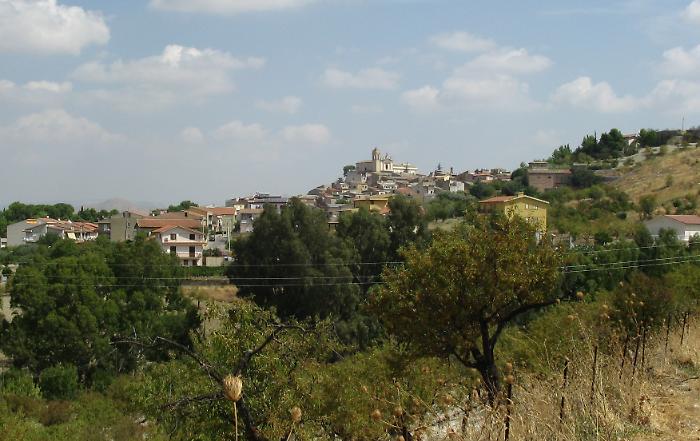 Schiacciato da una betoniera: grave un 54enne a Comitini